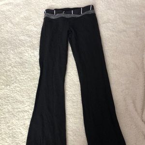 ivivva by lululemon yoga pants! Size 14 (girls)